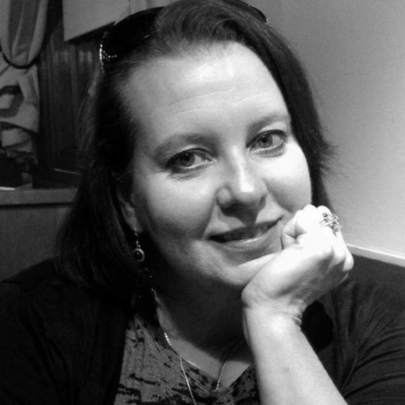 Meet your Posher, Marie - Picture 2 of 2